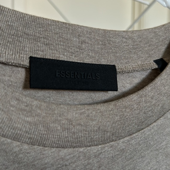 Men’s oversized Essentials T-shirt - Picture 3 of 5